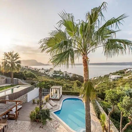 Nicolas With Sea View Villa *
